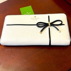 Kate Spade NWT  - Cherry Street Neds wallet (WRLU3250)